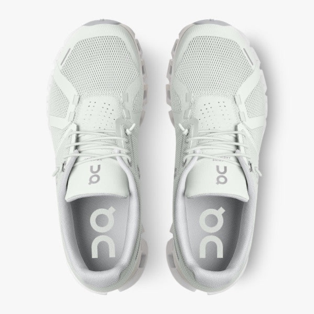 On Cloud 5 in Ice White | Women’s Size 9.5 | New With Tags